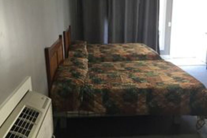 Room 19 of 37