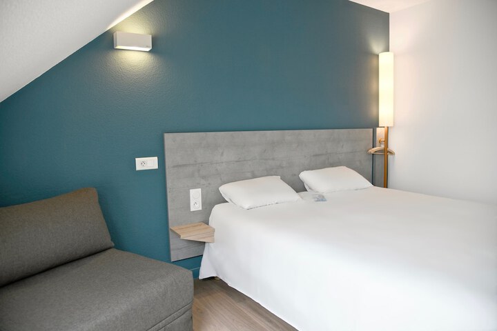 Room 7 of 41