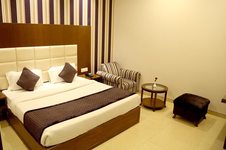 Room 15 of 55