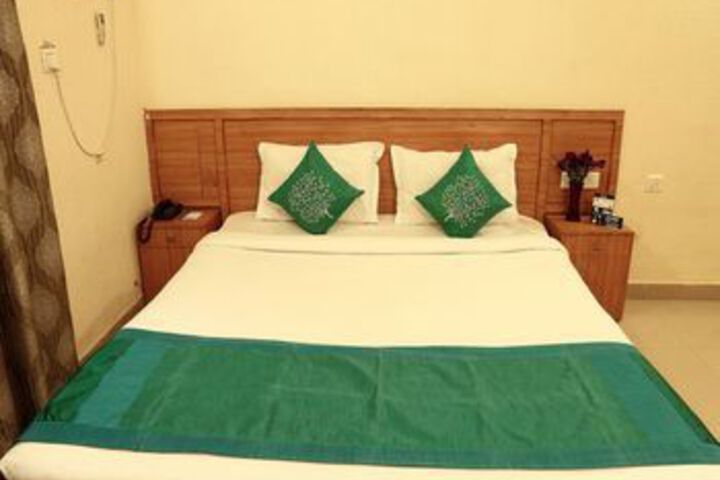 Room 14 of 26