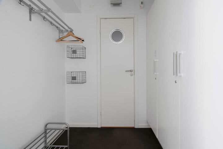 Room 360 of 865