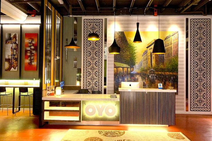 iStay Hotel