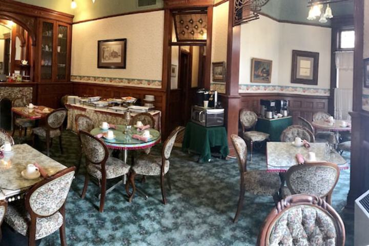 Dining Photos