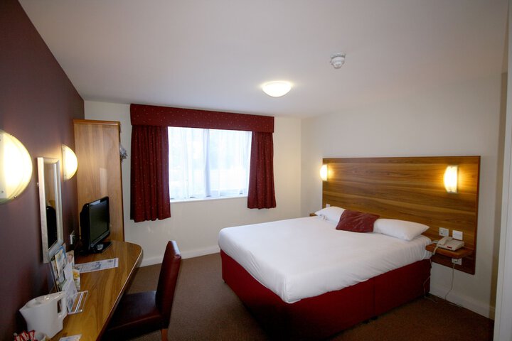 Room 6 of 20