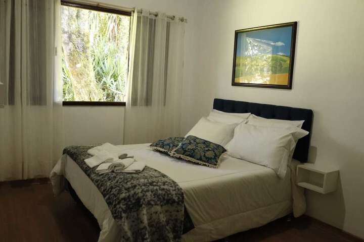 Room 10 of 19
