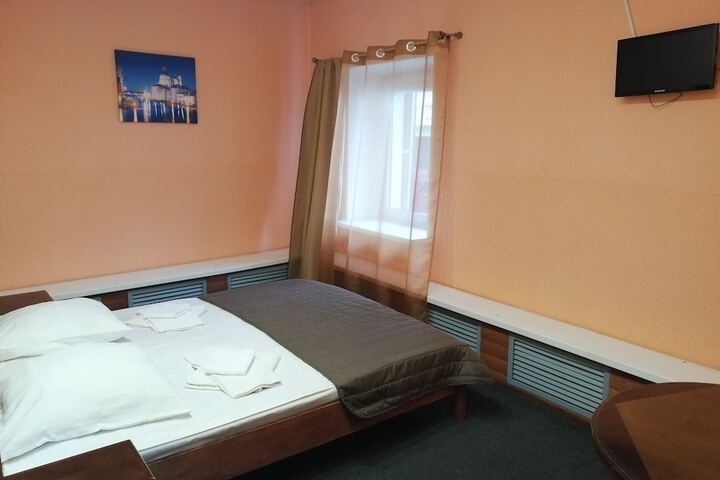 Room 6 of 46