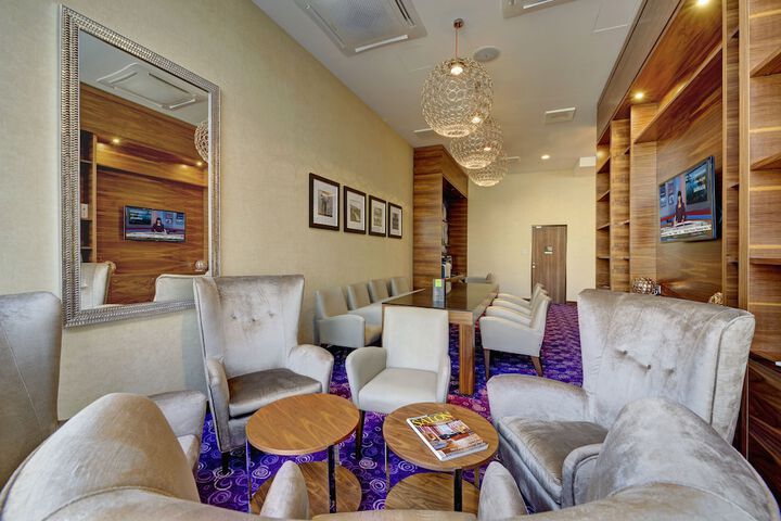 Guest Lobby