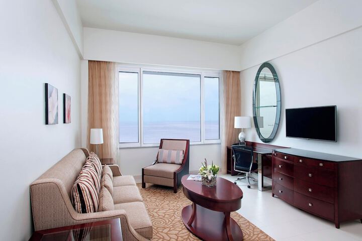 Room 34 of 86