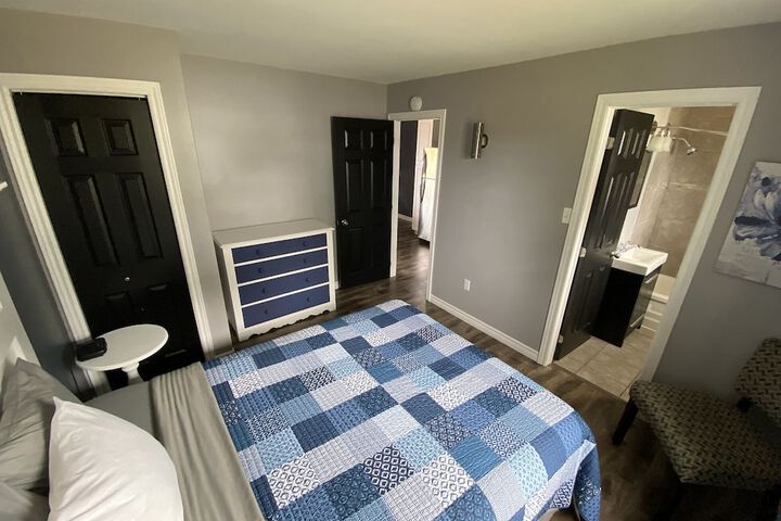 Room 16 of 103