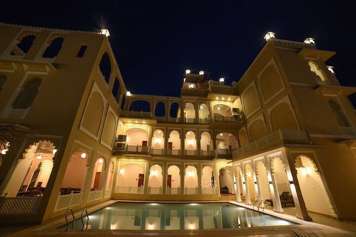 Hotel 33 of 40