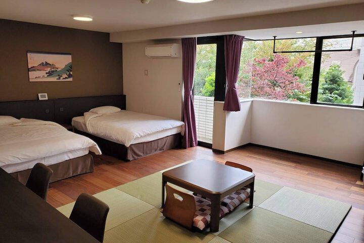 Room 19 of 49