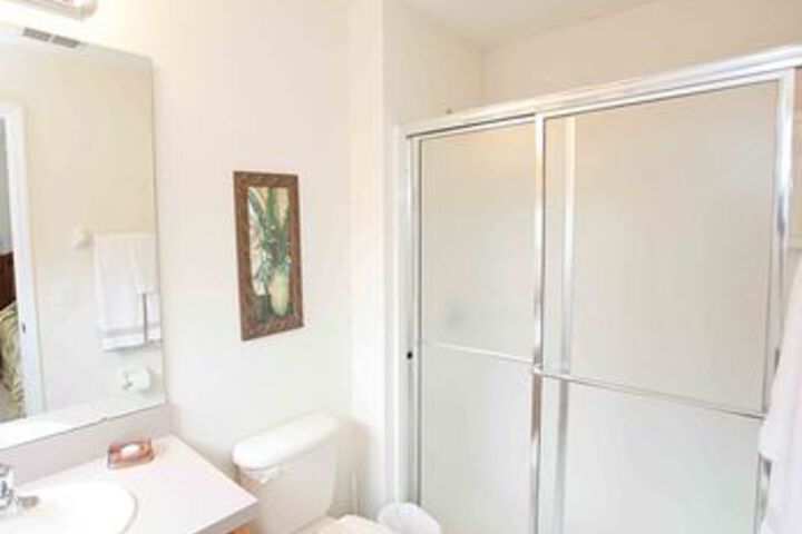 Room 3 of 22