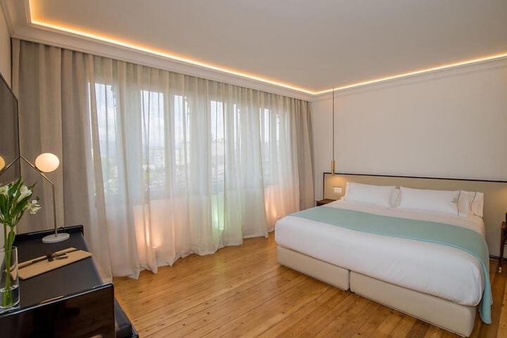 Room 19 of 47