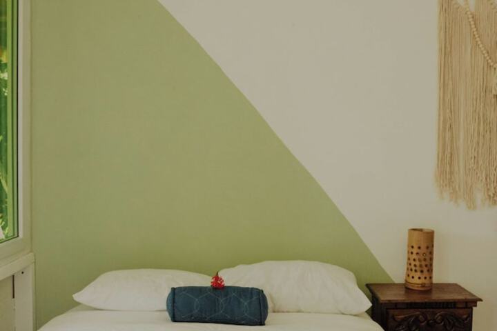 Room 67 of 148