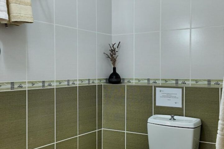 Clean Restrooms