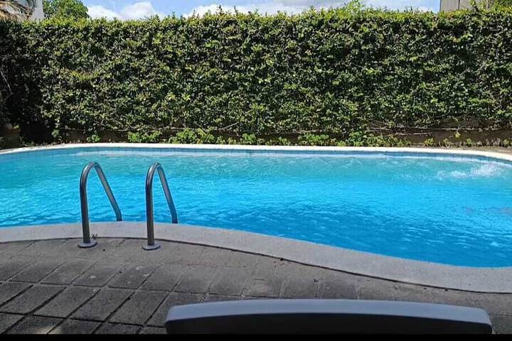 Pool 32 of 34