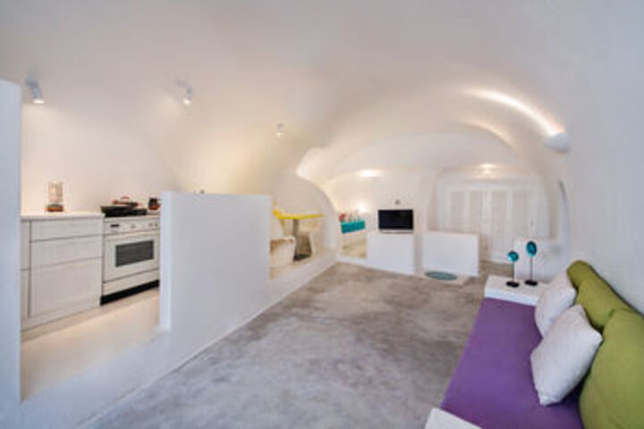 Room 14 of 22