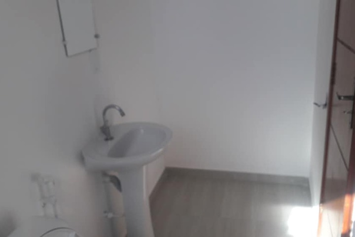 Room 64 of 104
