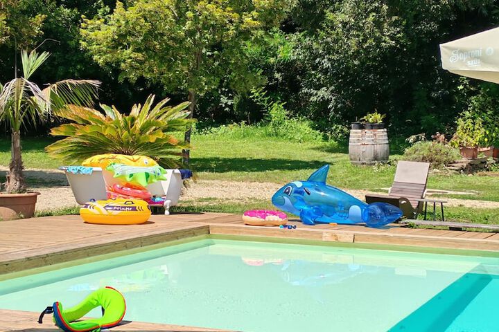 Pool 55 of 87