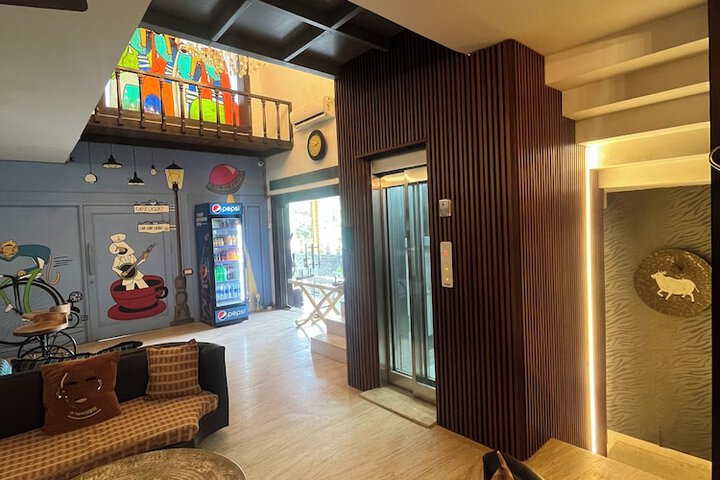 Hotel Interior 9 of 68
