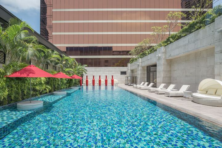 Pools & Facilities