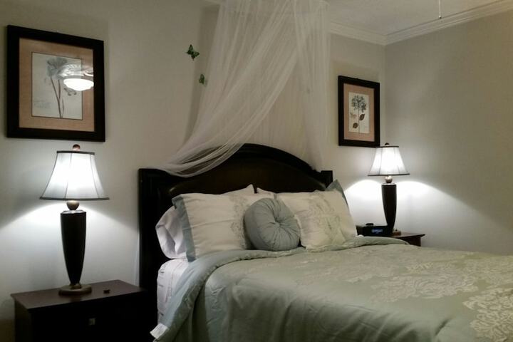 Room 4 of 23