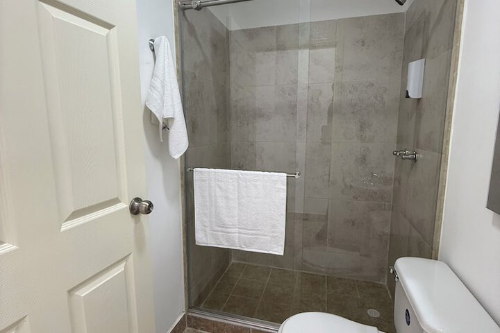 Room 26 of 42