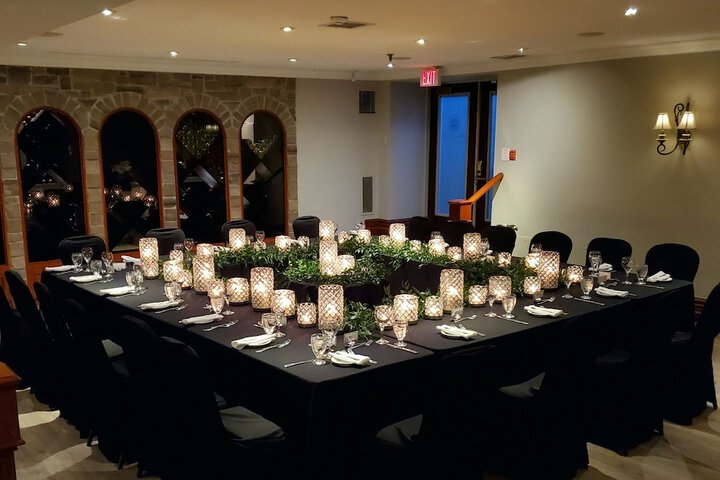Ballroom/Hall 58 of 75