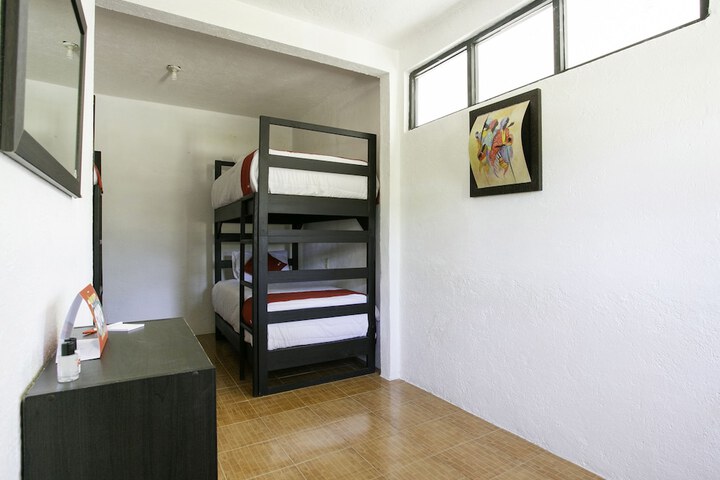 Room 14 of 15