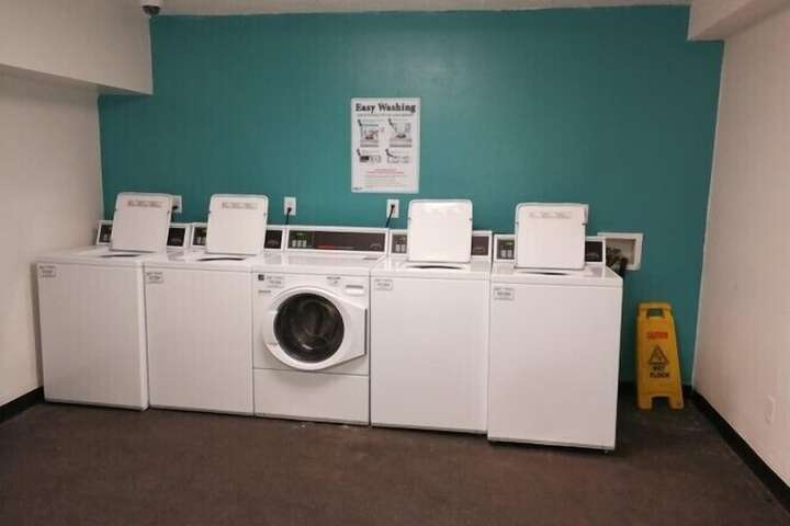 Laundry 13 of 18