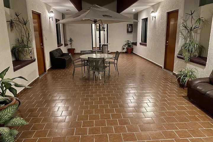 Ballroom/Hall 44 of 54