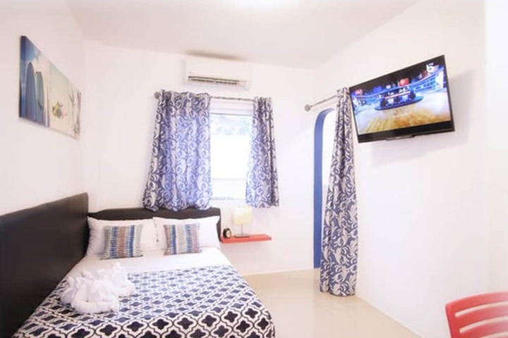 Room 3 of 50