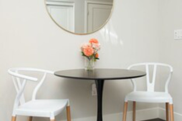 Room 52 of 188
