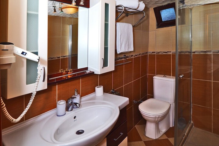Bathroom Interior Photo
