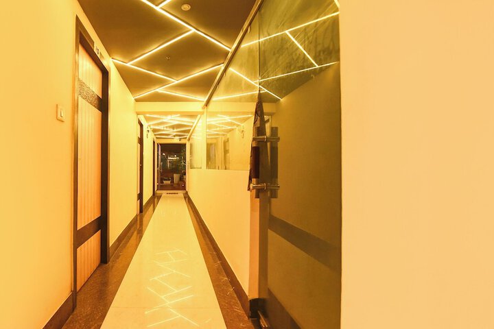 Hotel Interior 4 of 28