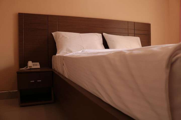 Room 21 of 64