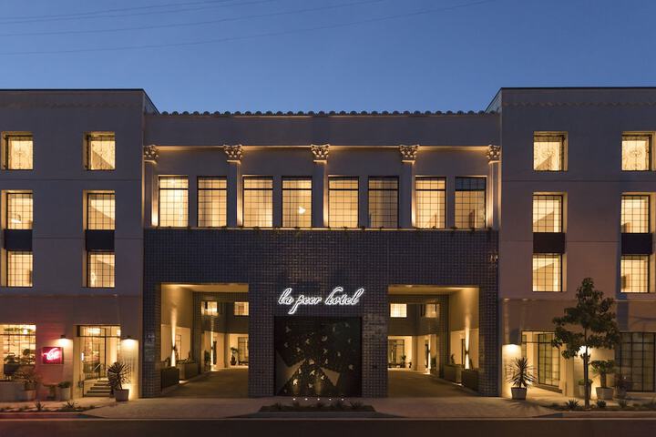 Hotel 103 of 111