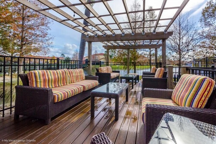 Terrace/Patio 27 of 68