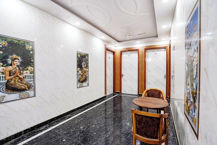 Room 23 of 29