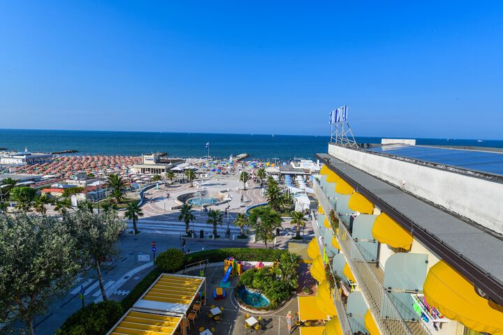 Hotel 26 of 27