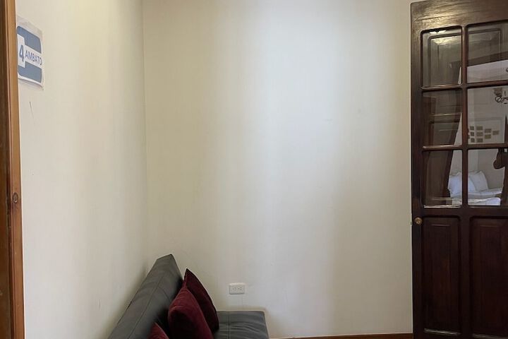 Room 20 of 37