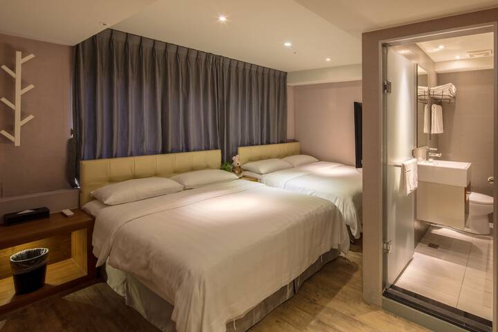 Room 29 of 55