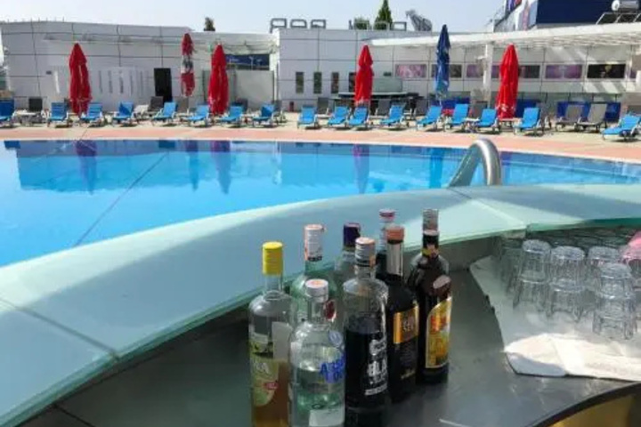 Pool 16 of 23