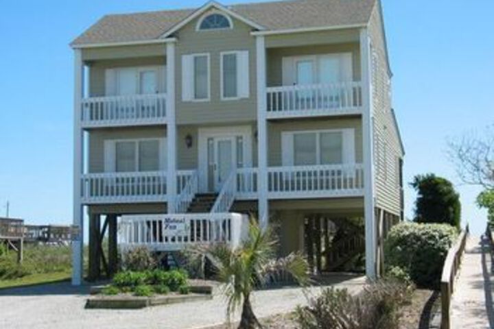 Photo of Mutual Fun - 4 Br Home