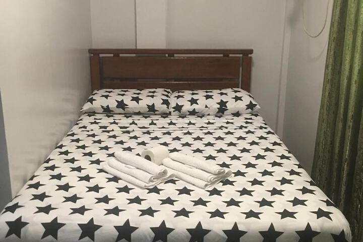 Room 21 of 25