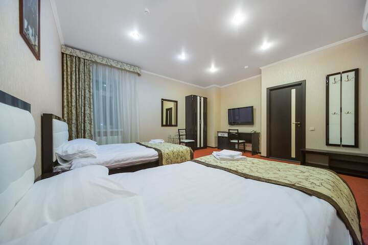 Room 27 of 52