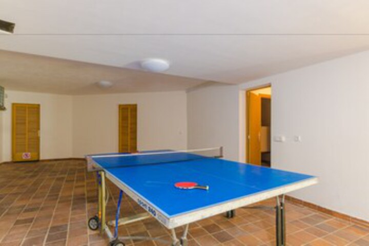 Room 12 of 62
