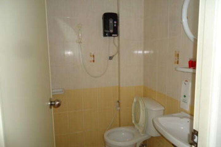Room 2 of 14