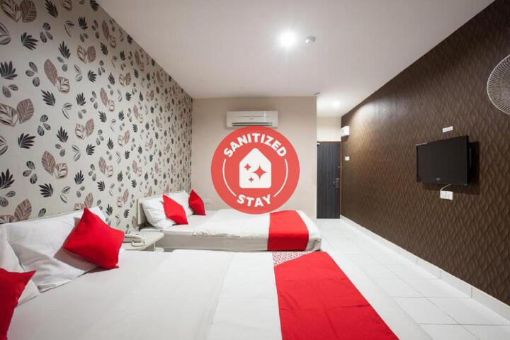 Super OYO 1163 Hotel Pulai