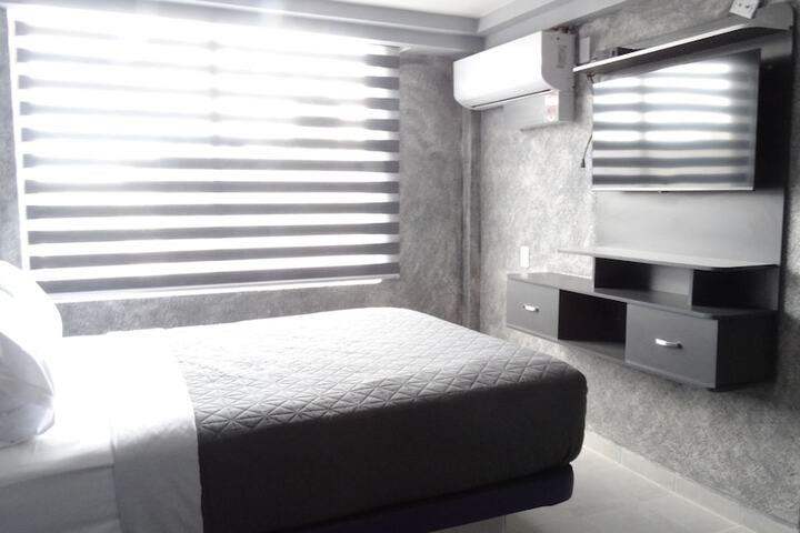 Room 3 of 6